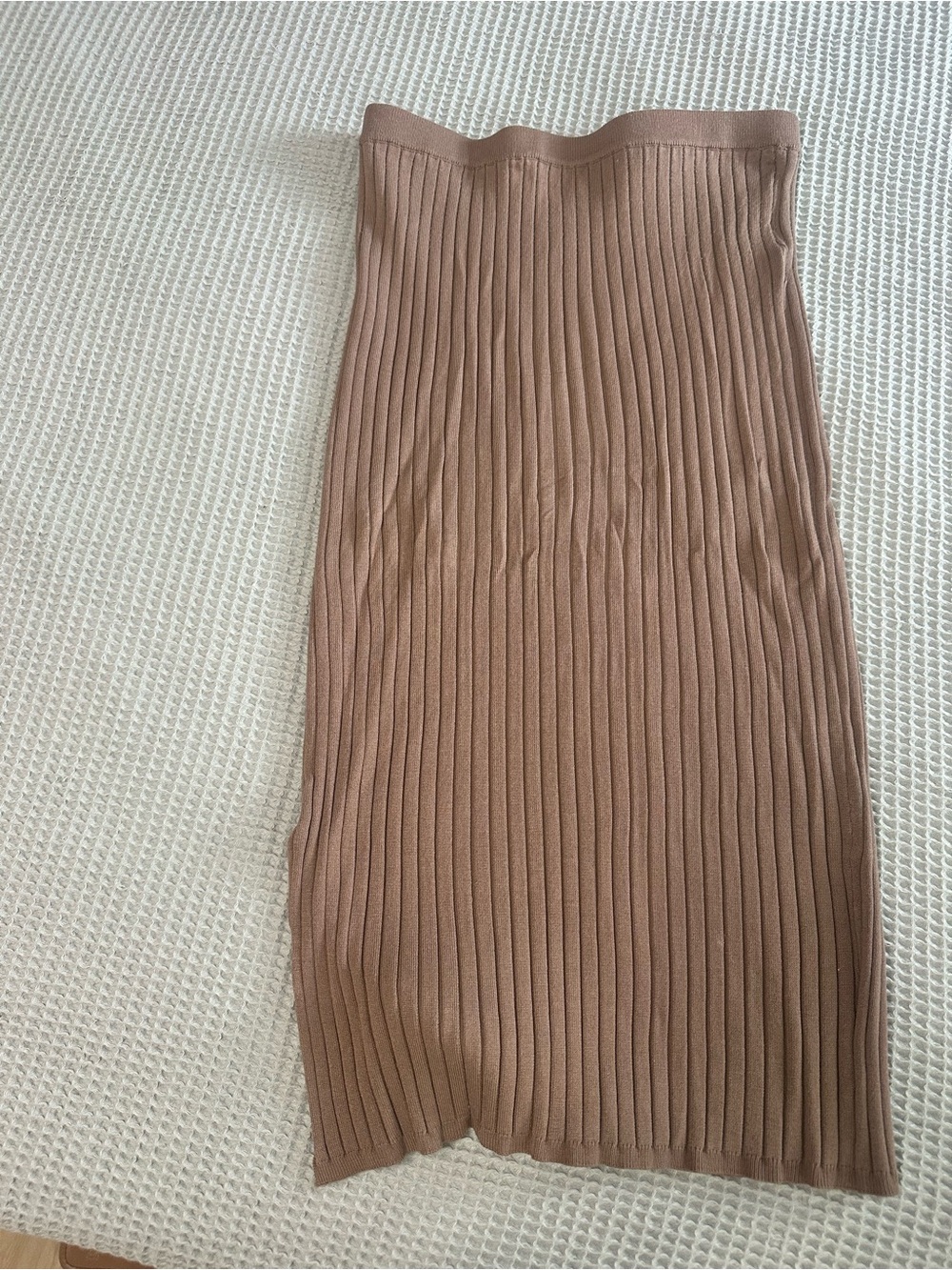 Pink Lily Ribbed Knit Midi Skirt in Mauve Brown
